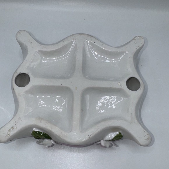 Vintage Floral YARDLEY Soap Dish White Pink Hand Cut Floral Detailing MCM FLAW - Picture 8 of 9